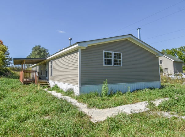 1040 Main Drive, Montgomery, MI 49255