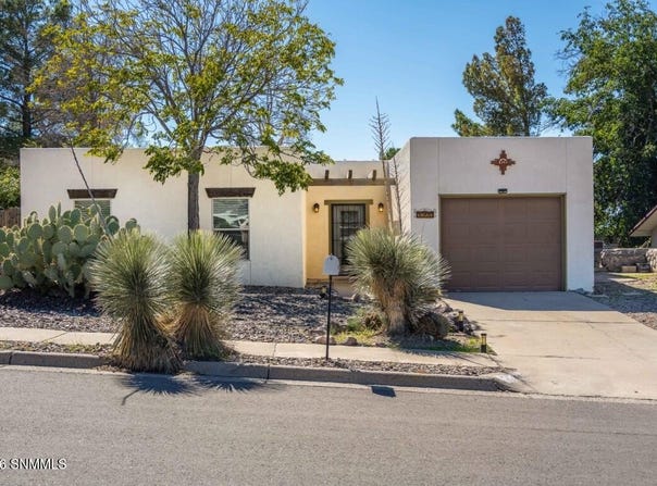 3303 Mercury Lane, Las Cruces, NM 88012