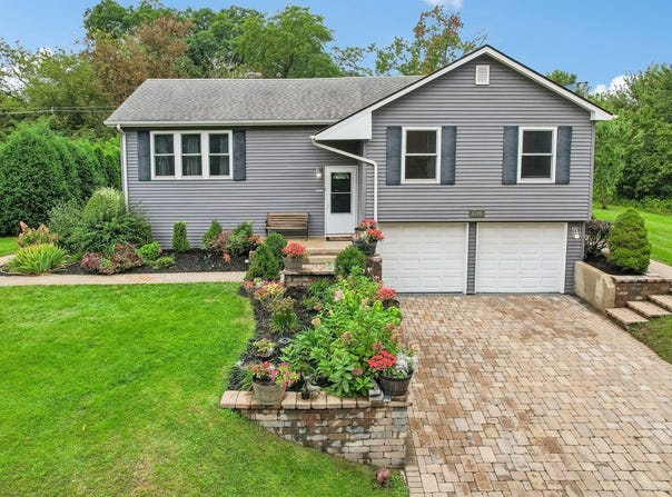 6309 HILLY Way, Cary, IL 60013