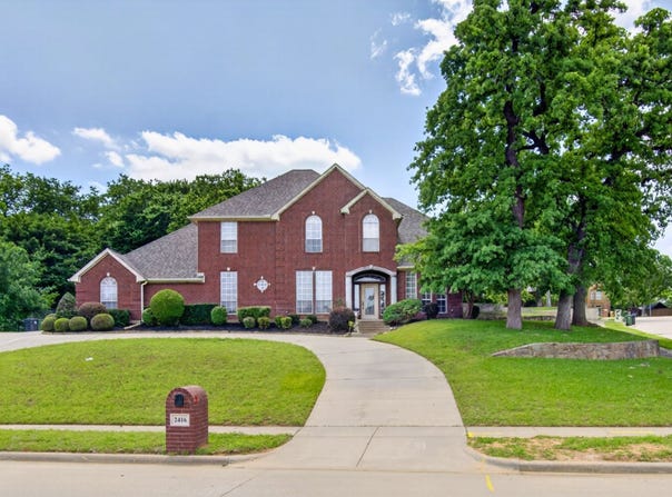 2416 PARK RUN DRIVE, Arlington, TX 76016