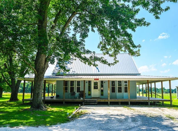 18272 N Hampton Drive, Wheatland, MO 65779