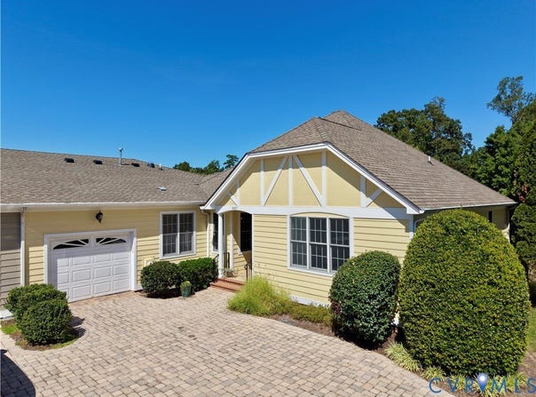 9037 Amberhill Loop, Chesterfield, VA 23236