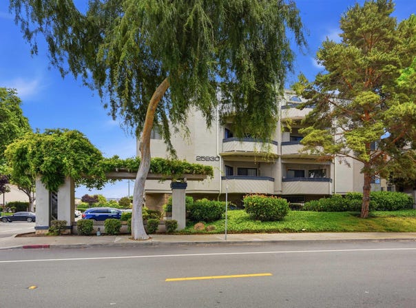 25930 Kay Ave, Hayward, CA 94545