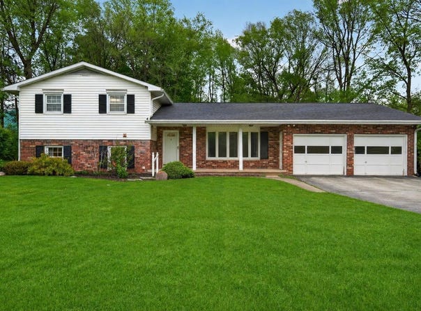 1811 E MONROE Pike, Marion, IN 46953