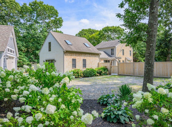134 School Street, Cotuit, MA 02635