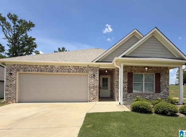 65 RIDGEVIEW CIRCLE, JEMISON, AL 35085