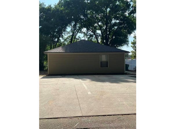 4933 5TH Street, ZEPHYRHILLS, FL 33542