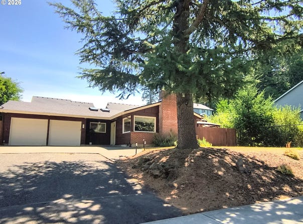 16300 SE ECKERT Ln, Damascus, OR 97089