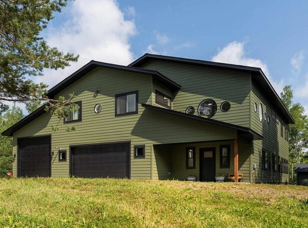 417 Elk St, Duluth, MN 55811