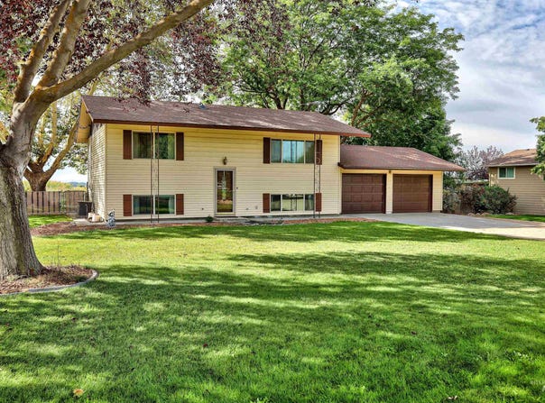 7301 Lima Dr, Nampa, ID 83687