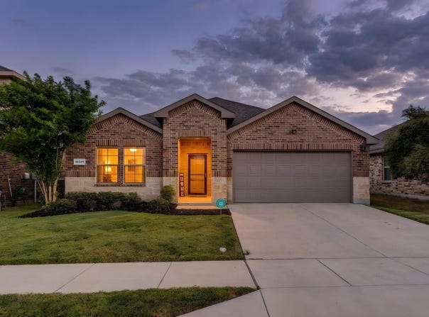 10345 Fort Crockett Trail, Crowley, TX 76036