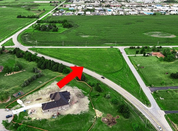 9600 W Steger Road, Frankfort, IL 60423