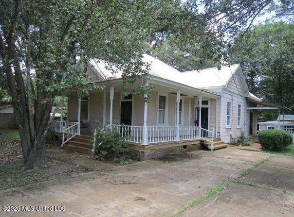 114 Oak Street, Canton, MS 39046