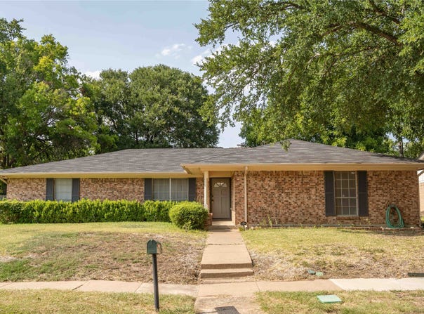 2001 Chalice Road, Arlington, TX 76014