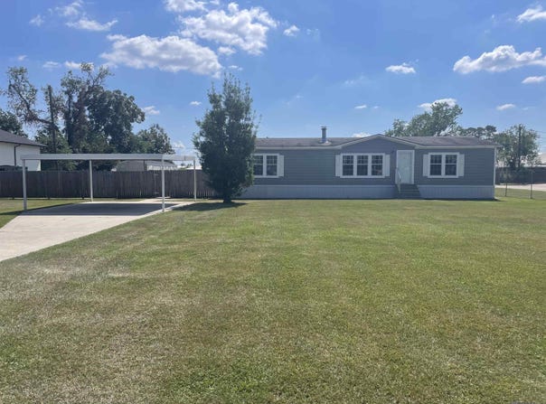 41025 Cannon Rd, Gonzales, LA 70737