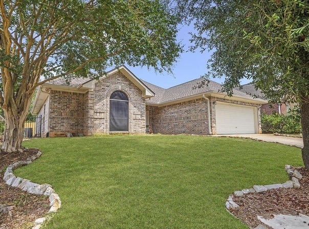 153 Quarry Lane, Nacogdoches, TX 75695