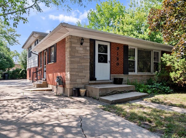 9120 E PRAIRIE Road, Evanston, IL 60203