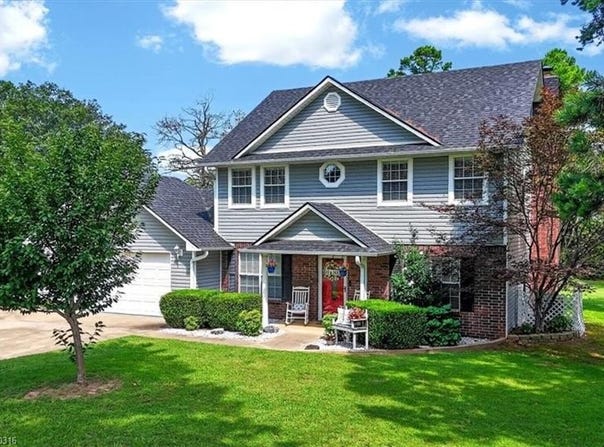 24634 Wolf Mountain RD, Wister, OK 74966