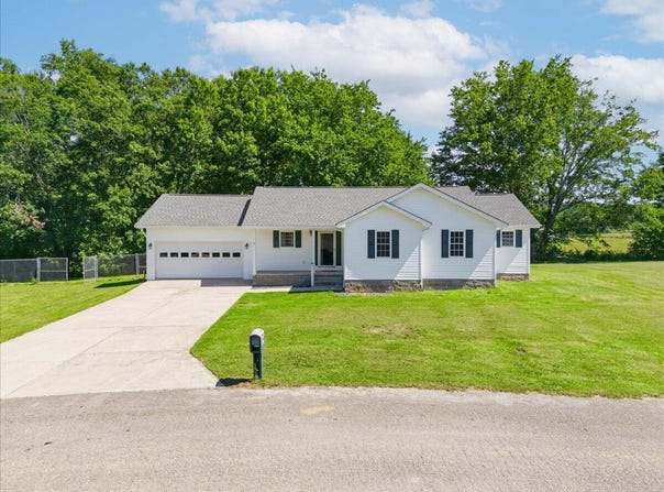 166 Clover Meadow Drive, Corbin, KY 40701