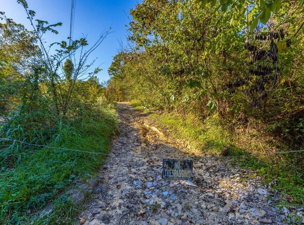 17902 St Rt 335, Jackson Twp, OH 45613
