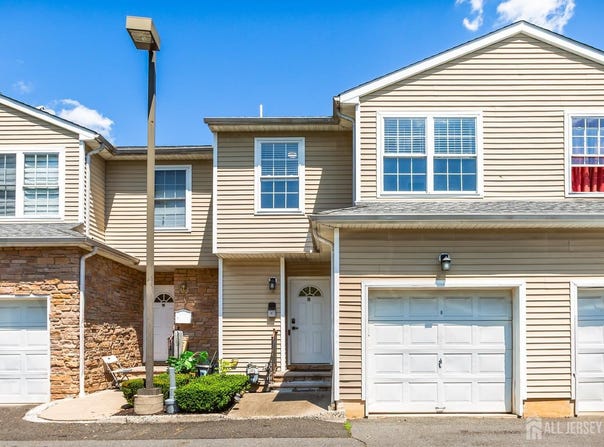61 Lawrence Street, New Brunswick, NJ 08901