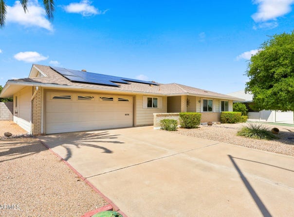 10466 W MOUNTAIN VIEW Road, Sun City, AZ 85351