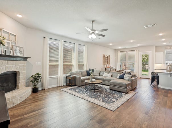 917 Meadows Drive, Argyle, TX 76226