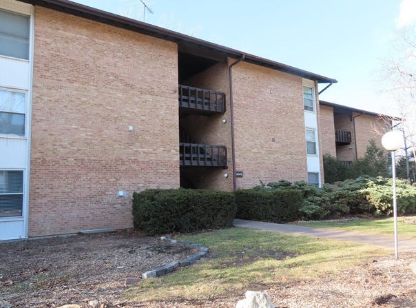 5543 E Lake Drive, Lisle, IL 60532