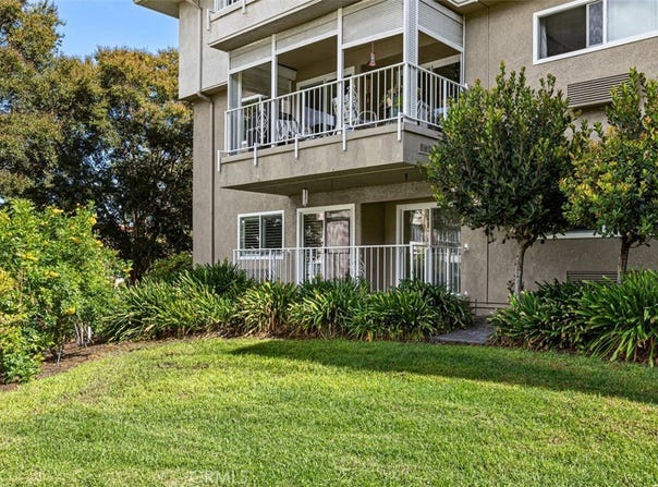 2390 Via Mariposa W, Laguna Woods, CA 92637