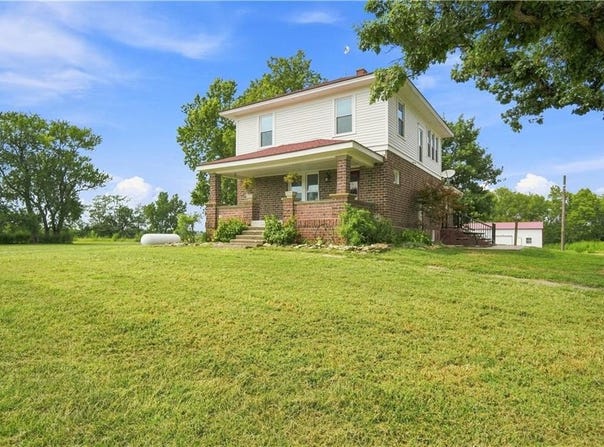 2407 Osborne Terrace, Ottawa, KS 66067