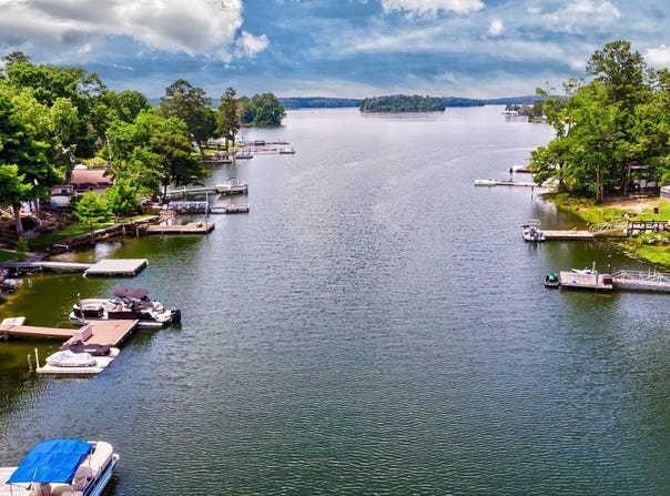 1628 Deep Cove Lane, Gilbert, SC 29054