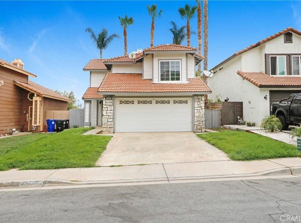 14716 Long View Drive, Fontana, CA 92337