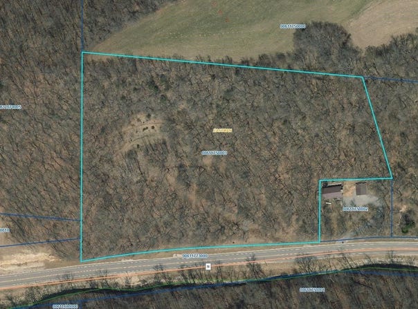 63450 County Road N, Prairie du Chien, WI 53821
