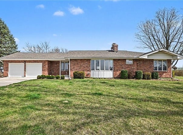 6409 Clinton County Line Road, Trimble, MO 64492