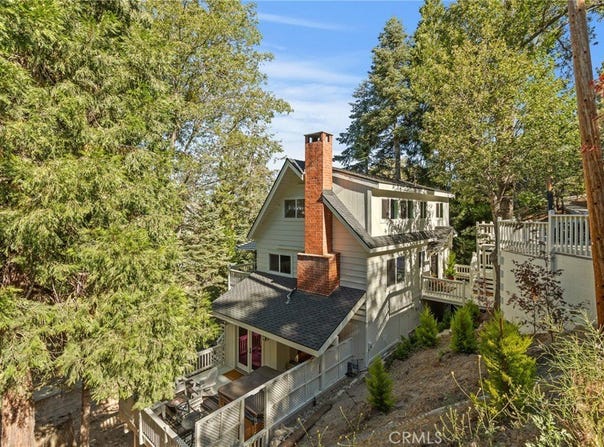 394 Ca-173, Lake Arrowhead, CA 92352