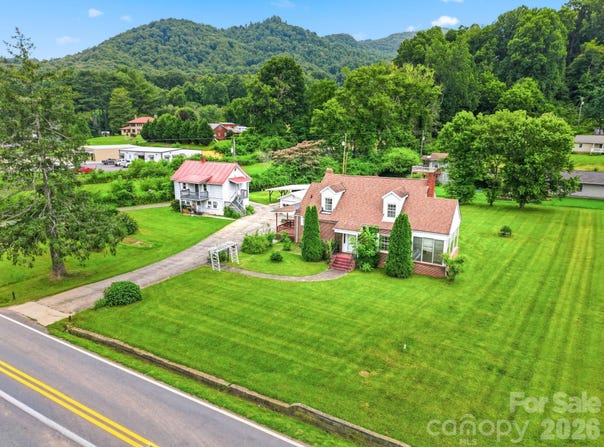 783 Skyland Drive, Sylva, NC 28779