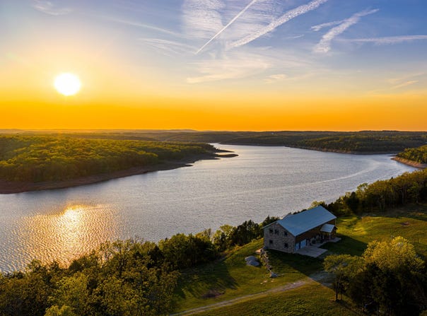 920 backwoods rd, Cedarcreek, MO 65627