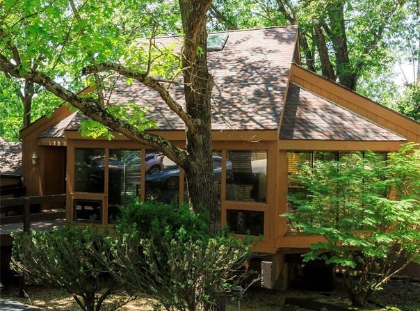 328 Hogan Drive, Lake Ozark, MO 65049