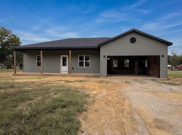 5015 Cambridge Dr, Owensboro, KY 42303