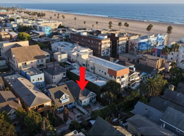 34 Dudley Ave, Los Angeles, CA 90291