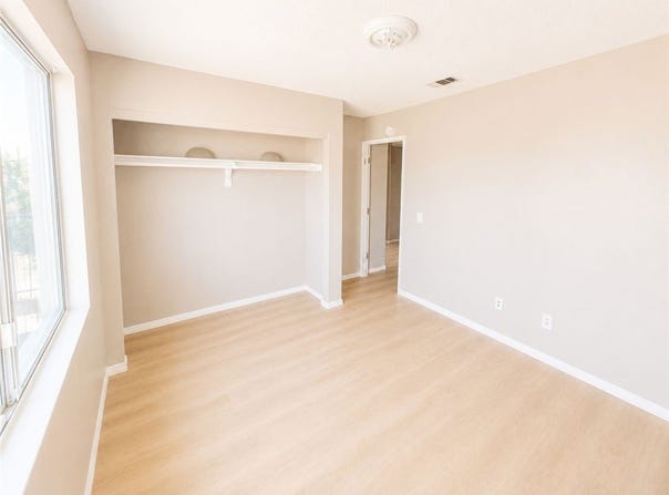 18152 Poinciana, Adelanto, CA 92301