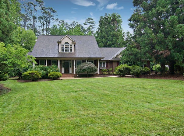 2223 Clearwater Point Drive, Seneca, SC 29672