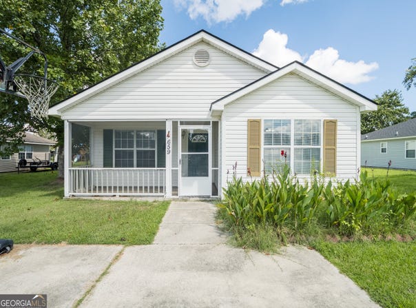 91 C Johnson, Ray City, GA 31645