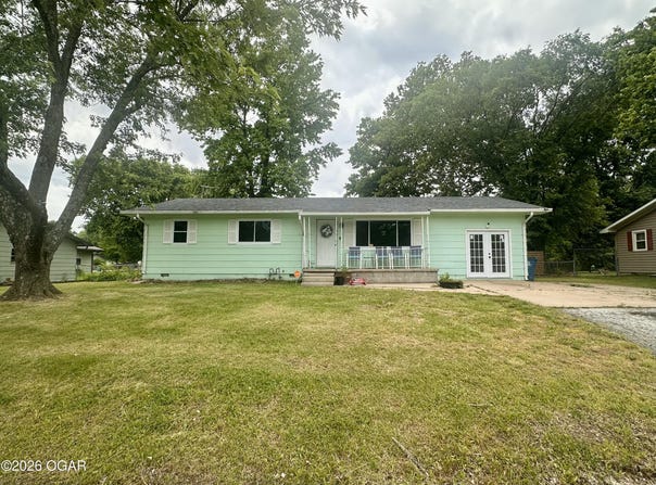 404 Karen Drive, Carl Junction, MO 64834