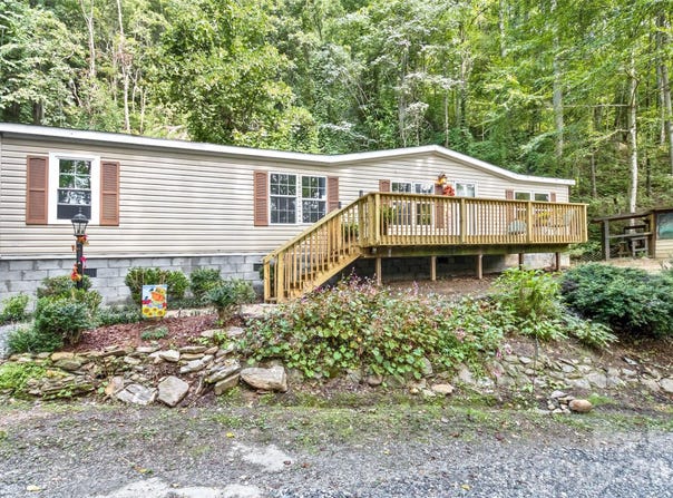 13 Cattail Drive, Sylva, NC 28779