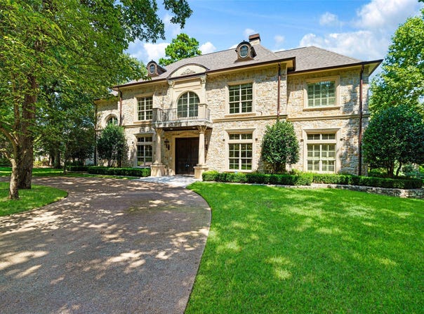 4045 Stonegate Boulevard, Tyler, TX 75703