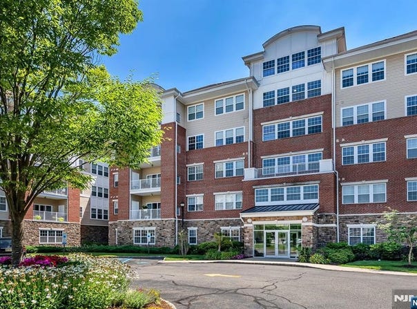 10323 Warrens Way, Wanaque, NJ 07465