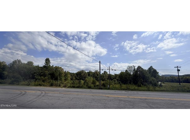 24660 Scott Hwy, Winfield, TN 37892