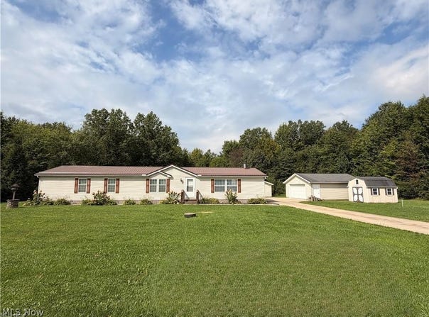 7213 Davis Road, Orwell, OH 44076