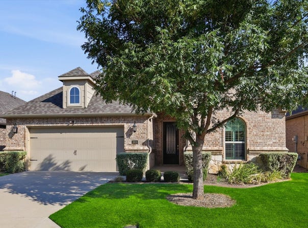 2809 Esplanade Boulevard, Mansfield, TX 76063